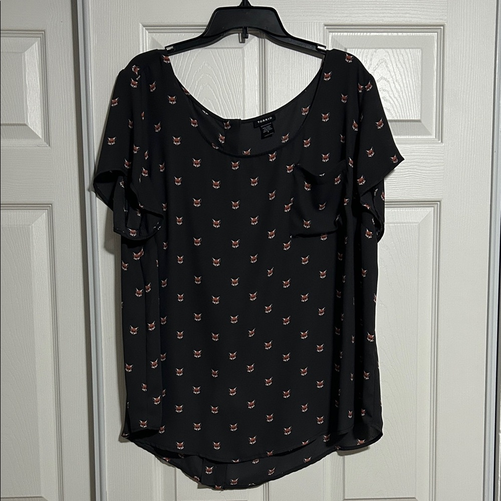 Torrid Dark Gray Blouse with Fox Pattern